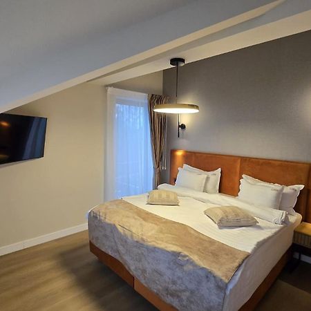 Ostratu La Boheme Corbeanca - Partener Therme מראה חיצוני תמונה